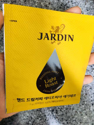 (주)쟈뎅 쟈뎅 핸드 드립커피 3종 — 4.67점을 준 리뷰어가 2018년 3월 올린 사용 사진