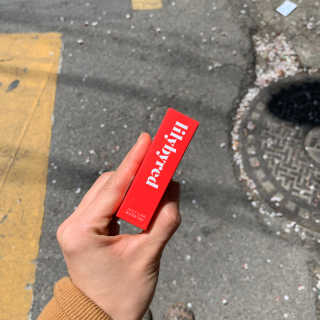 릴리바이레드 쥬시라이어 워터틴트 02 체리 크러쉬인 척 — 5점을 준 리뷰어가 2020년 3월 올린 사용 사진