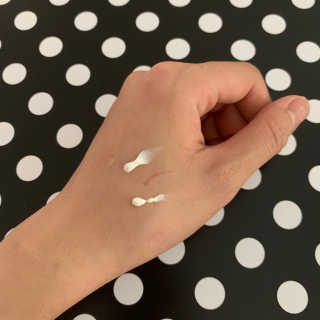 [후르디아] 혼합자차 선 에센스+톤업 선크림 2종 — 4점을 준 리뷰어가 2019년 5월 올린 사용 사진