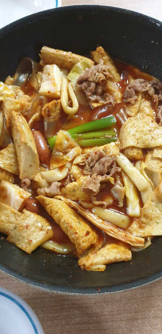 식스레시피 마라떡볶이 쿠킹박스 2인분 — 5점을 준 리뷰어가 2019년 7월 올린 사용 사진