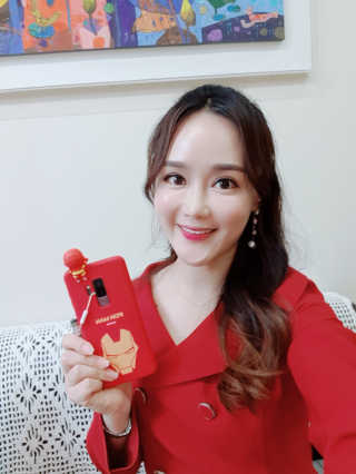 하이키키 마블 피규어 컬러젤리 케이스 — 4점을 준 리뷰어가 2019년 5월 올린 사용 사진