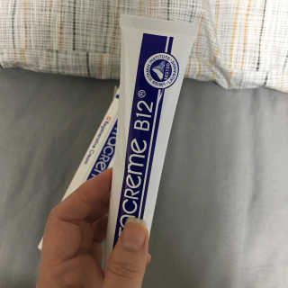 비타크림B12 리제너레이티브크림 — 5점을 준 리뷰어가 2018년 4월 올린 사용 사진