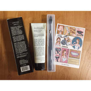 the naked object 디블랙팩치약 디블랙칫솔 세트 — 3.83점을 준 리뷰어가 2019년 3월 올린 사용 사진