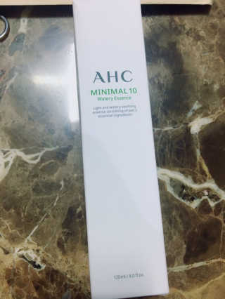 AHC 에이 에이치 씨 미니멀 10 워터리 에센스 — 4.5점을 준 리뷰어가 2018년 11월 올린 사용 사진