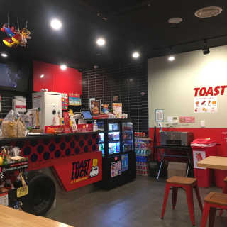 [토스트럭 강남역태극당점] 토스트2+소떡소떡+음료2 — 5점을 준 리뷰어가 2019년 10월 올린 사용 사진
