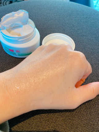 세바메드 우레아 수분폭탄크림 50ml — 4.17점을 준 리뷰어가 2019년 12월 올린 사용 사진