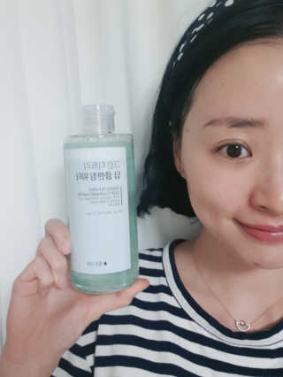 (주)에네스티 그린 티트리 딥 클렌징 워터 300ml — 4점을 준 리뷰어가 2019년 11월 올린 사용 사진