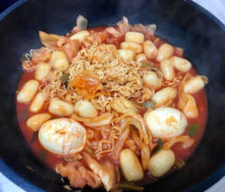 미쓰리떡볶이 just 10 min 패키지 — 3.5점을 준 리뷰어가 2018년 5월 올린 사용 사진