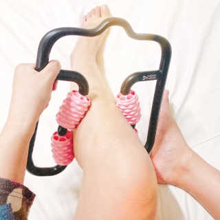 뭅뭅 바디핏레그롤러 종아리 허벅지 하체 마사지기 — 5점을 준 리뷰어가 2019년 9월 올린 사용 사진