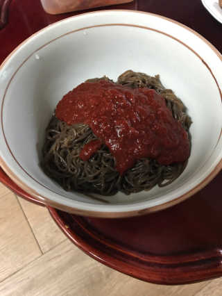 유천냉면 유천 비빔냉면 2인분+메밀지짐만두 280g — 5점을 준 리뷰어가 2018년 6월 올린 사용 사진