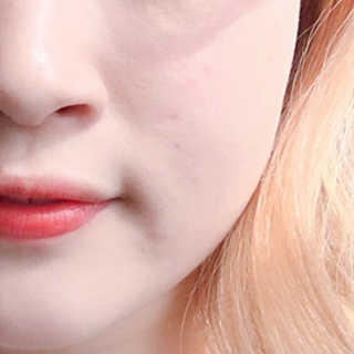 자빈드서울 윙크 파운데이션 팩트 — 4.5점을 준 리뷰어가 2019년 4월 올린 사용 사진