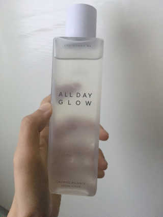 ALL DAY GLOW [올데이글로우] 카밍 밸런스 페이셜 토너 200ml — 4점을 준 리뷰어가 2019년 12월 올린 사용 사진
