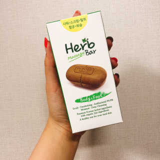 제이제이바이오 허브마사지바 올인원 알약비누 — 4점을 준 리뷰어가 2018년 8월 올린 사용 사진