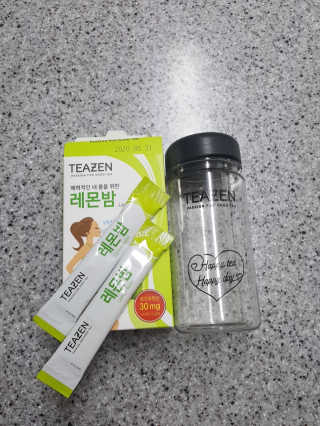 티젠 레몬밤 + 마이보틀 — 5점을 준 리뷰어가 2018년 7월 올린 사용 사진