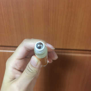 더블유드레스룸 롤 온 퍼퓸EDT 10ml — 4.33점을 준 리뷰어가 2018년 10월 올린 사용 사진