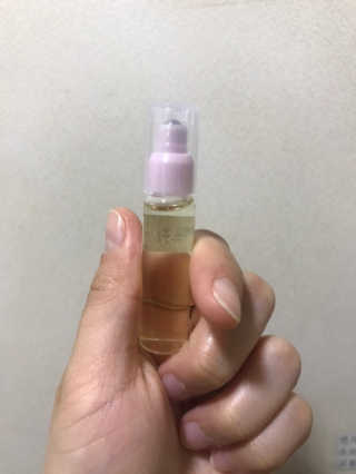 글입다 공방 윤동주 별 헤는 밤 북퍼퓸 30ml — 5점을 준 리뷰어가 2019년 5월 올린 사용 사진