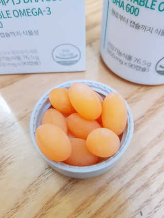 소버스 식물성 오메가3 DHA 600 — 5점을 준 리뷰어가 2020년 3월 올린 사용 사진