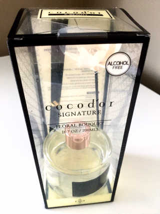 코코 도르 화이트 플라워 리드 디퓨저 6.7oz — 4.5점을 준 리뷰어가 2020년 1월 올린 사용 사진