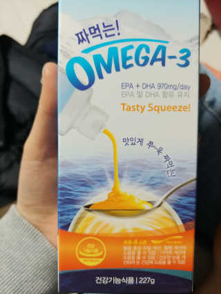 오메가-3스무디 [오메가스무디] 짜먹는 오메가3 DHA 임산부 어린이 — 4점을 준 리뷰어가 2019년 3월 올린 사용 사진