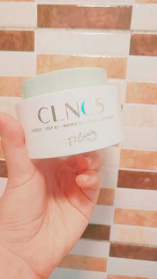 CLNC5 워터 멜트 체인징 클렌저 — 3점을 준 리뷰어가 2018년 7월 올린 사용 사진
