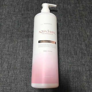 아쿠아큐링 아쿠아S링 퓨어리프레싱 헤어케어 500ml — 4점을 준 리뷰어가 2018년 7월 올린 사용 사진