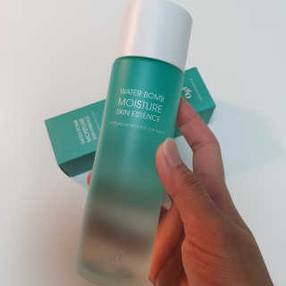 오지아이 워터 밤 모이스처 스킨 에센스 180ml — 5점을 준 리뷰어가 2020년 2월 올린 사용 사진