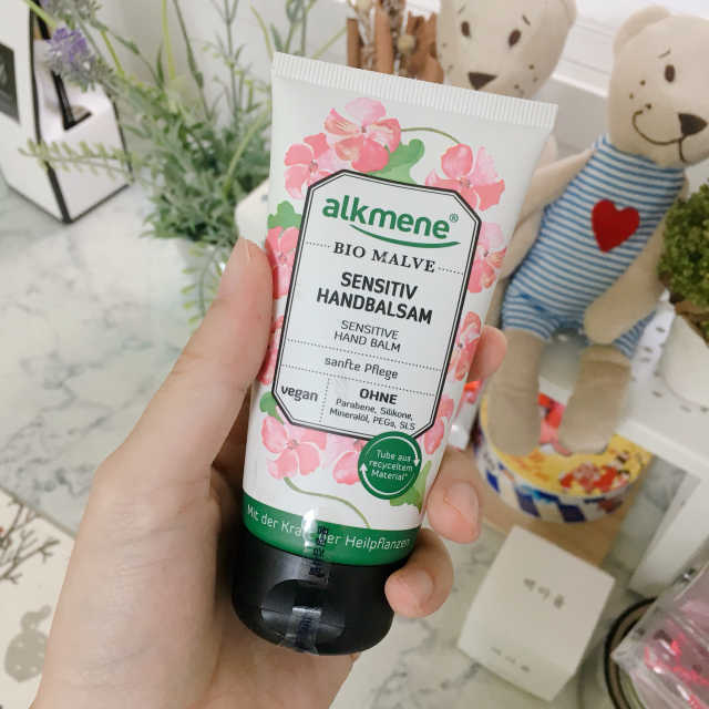 독일 자연주의 비건 화장품 알크메네 핸드크림 리뷰 사진