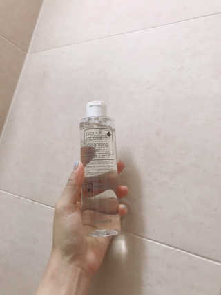 [더메디닥터] 글리셜 미셀라 클렌징 워터 — 5점을 준 리뷰어가 2019년 6월 올린 사용 사진