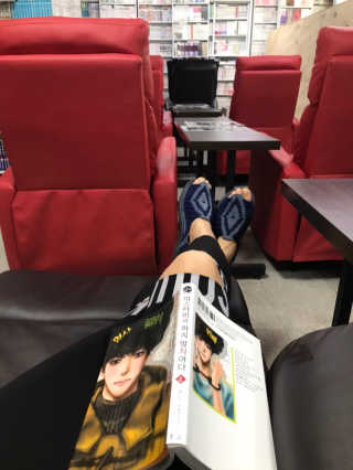 [공간 만화카페] 1인당 3시간 이용+음료 1잔, 2인Set — 5점을 준 리뷰어가 2019년 6월 올린 사용 사진