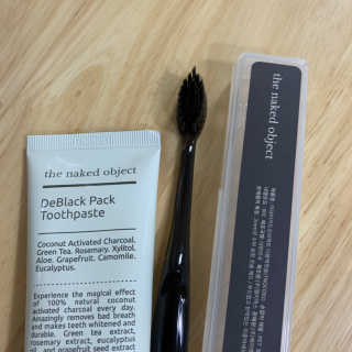 the naked object 디블랙팩치약 디블랙칫솔 세트 — 5점을 준 리뷰어가 2019년 1월 올린 사용 사진