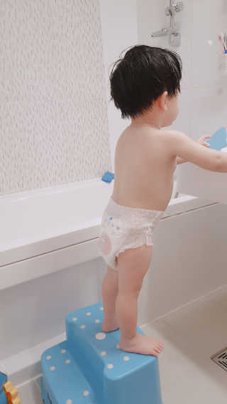 보솜이 베이비케어 팬티형 기저귀 — 5점을 준 리뷰어가 2019년 3월 올린 사용 사진