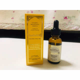 [스킨큐어] 산다화 비타민C 화이트닝 에센스 30ml — 4.5점을 준 리뷰어가 2019년 7월 올린 사용 사진