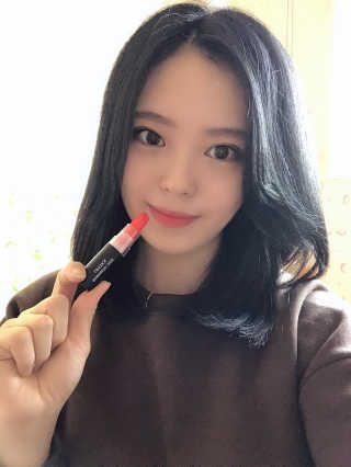 지고트 로맨틱 키스 립스틱 — 4점을 준 리뷰어가 2018년 12월 올린 사용 사진