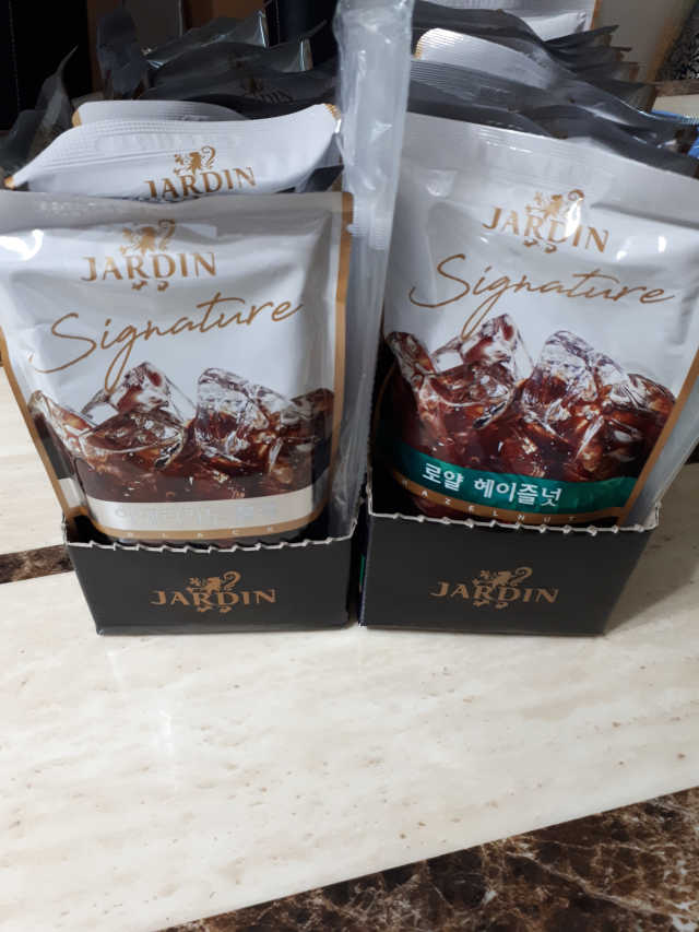 쟈뎅 시그니처 블랙, 헤이즐넛 230ml 리뷰 사진
