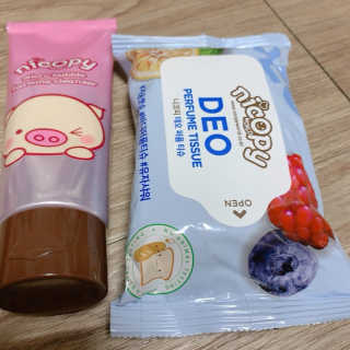 니코피 데오퍼퓸 티슈 + 폼클린저 SET — 5점을 준 리뷰어가 2019년 10월 올린 사용 사진