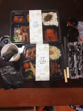 [오스테끼]마약삼겹+김치볶음밥or마약삼겹+제육볶음 — 4점을 준 리뷰어가 2019년 3월 올린 사용 사진