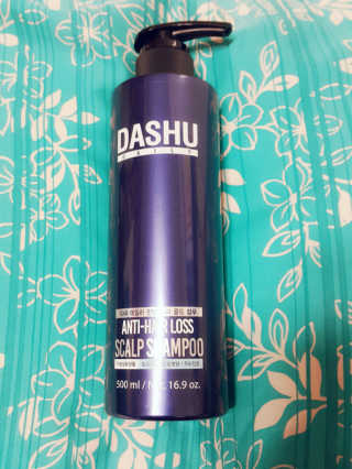 다슈코리아 다슈 데일리 한방 두피 골드 샴푸 500ml — 4.33점을 준 리뷰어가 2018년 1월 올린 사용 사진