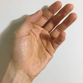 어파티 더마실드 바디워시 코튼블러썸 300ml — 4.33점을 준 리뷰어가 2018년 5월 올린 사용 사진