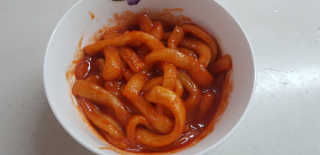 두번째 국떡 국가대표 떡볶이 1팩 + 영미칩 2봉 증정 — 5점을 준 리뷰어가 2019년 2월 올린 사용 사진