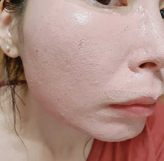 하프 문 아이즈 [하프문아이즈]용과팩 핑크 프루티 튜브형 40g — 4.5점을 준 리뷰어가 2019년 12월 올린 사용 사진