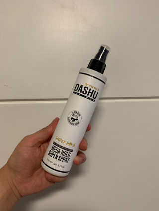 다슈코리아 다슈 포 맨 프리미엄 메가 홀드 슈퍼 스프레이 250ml — 4점을 준 리뷰어가 2019년 3월 올린 사용 사진