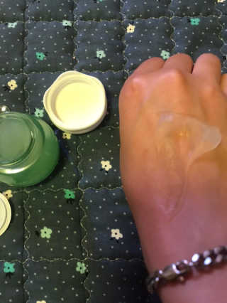 [후르디아] 모공케어 겉보속촉 여름 수분크림 — 5점을 준 리뷰어가 2019년 8월 올린 사용 사진