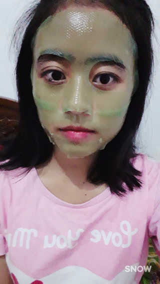 CRE8SKIN(크리에이트스킨) It's Real Color Cucumber — 5점을 준 리뷰어가 2017년 6월 올린 사용 사진