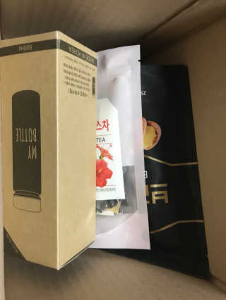 장수농가 브라질너트, 히비스커스 — 4.67점을 준 리뷰어가 2018년 8월 올린 사용 사진