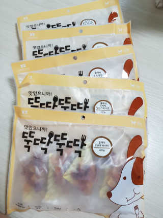 [펫토리아] 뚝딱뚝딱 400g 강아지 간식 베스트5종 — 5점을 준 리뷰어가 2019년 1월 올린 사용 사진