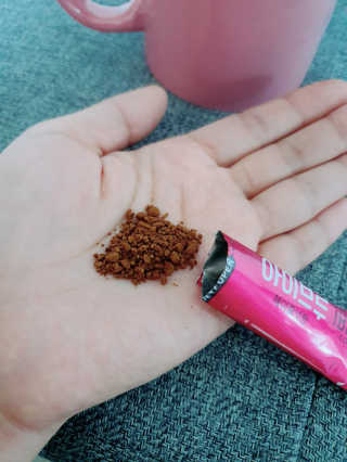 한국맥널티 아이브루 헤이즐넛향 100T — 5점을 준 리뷰어가 2019년 10월 올린 사용 사진