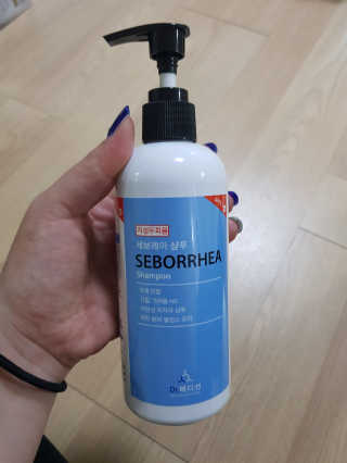 Dr.메디션 지긋지긋한 두피가려움, 지루성두피 세보레아샴푸 — 5점을 준 리뷰어가 2019년 6월 올린 사용 사진