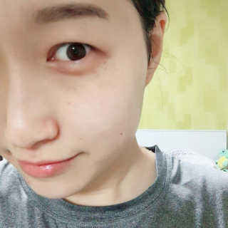 안나가스피 비타민C30 마린스타 앰플 — 4.33점을 준 리뷰어가 2017년 4월 올린 사용 사진