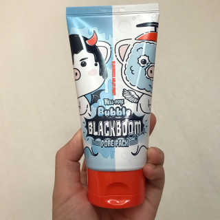 엘리자베카 헬포어 버블 블랙붐 차콜 포어팩 — 4.33점을 준 리뷰어가 2017년 8월 올린 사용 사진