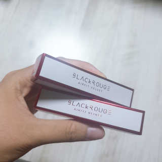 [블랙루즈] 에어 핏 벨벳 틴트4 1+1 — 4점을 준 리뷰어가 2019년 7월 올린 사용 사진